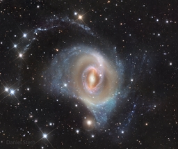 Spiral Galaxy NGC 1512: Wide Field